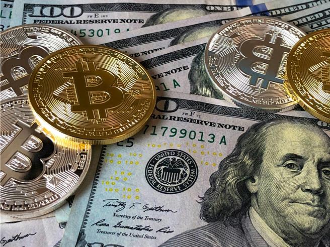 比特币在今年4月至年底间将发生第4次减半产出，13日下午15点突破币价突破7.3万美元。（图／摘自Pexels）