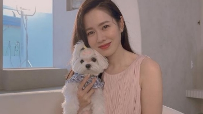 孙艺真一举一动备受关注。（图／翻摄IG @yejinhand）