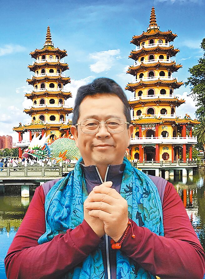 薛兆基12日正式宣布參選高市左楠區議員，他表示選擇那麼早宣布角逐下屆左楠區議員，就是希望可以提前加倍努力、及早布局。（薛兆基提供／洪浩軒高雄傳真）