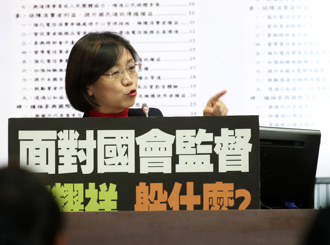 挑戰高虹安？是否參選2026新竹市長 翁曉玲給答案