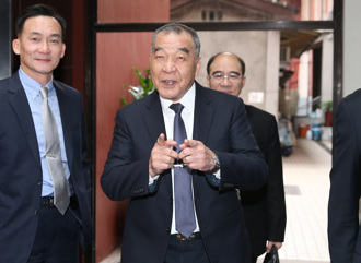 被問520後還能看到你嗎？ 邱國正笑了：到時就是路人甲