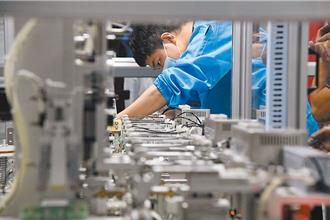 中资无处不在 彭博：西方现在想剥离陆锂供应链已不可能