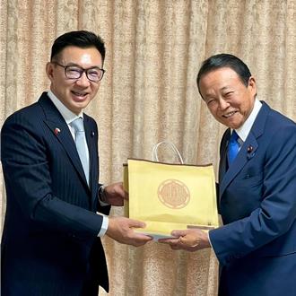 台中太陽餅衝出11億銷售額 江啟臣曝最大功臣是「他們」