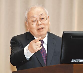 李文忠、花敬群干8年 部会副手毕业餐叙