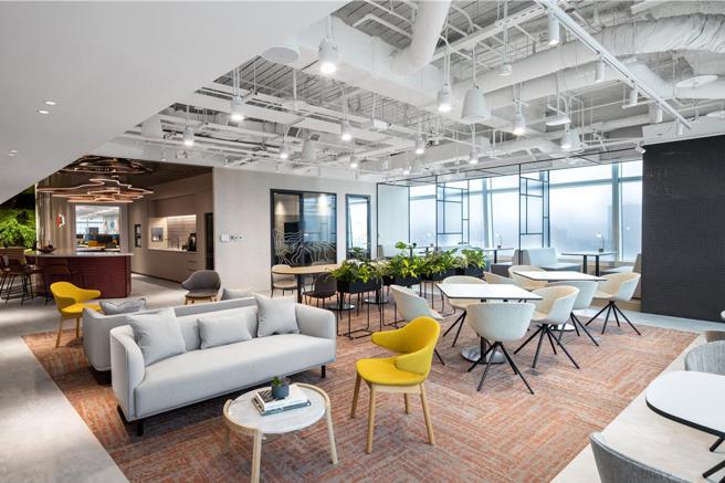 仲量联行台北办公室升格WELL白金级认证。图∕业者提供