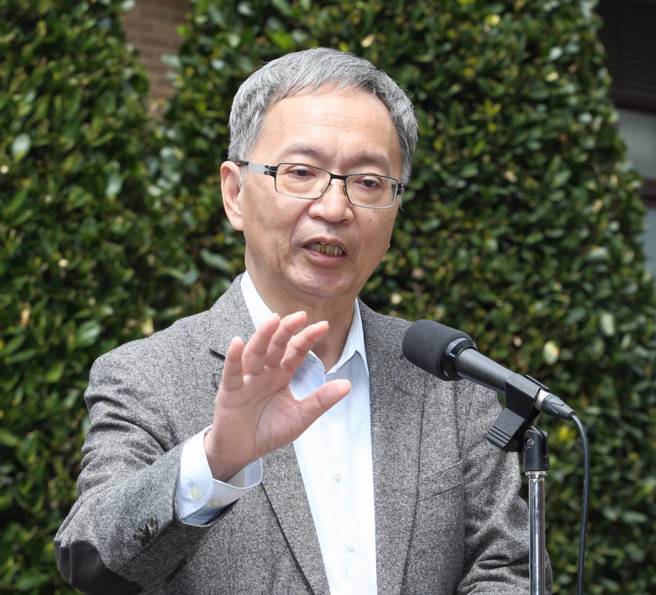 衛福部長薛瑞元表示，針對保母的管理，未來專法將有所規範，而訪視的全國標準，也有望在未來的子法中訂出。（王英豪攝）