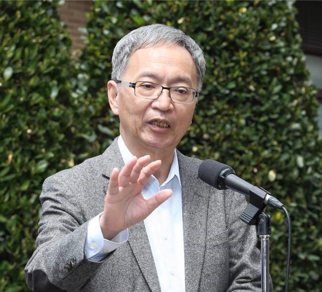 1歲男童剴剴遭虐死案，就中央、地方的責任一事，衛福部長薛瑞元說，責任大家都跑不掉，但各自要承擔的內容不太一樣。（王英豪攝）