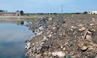 云林 不肖业者坑农民 快速填土竟倒有害废弃物