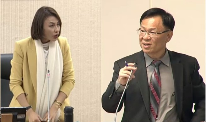 民眾党立委张启楷(右)14日在经济委员会质询中油，问及天然气安全存量时，却遭民进党籍召委邱议莹(左)以国安机密为由打断。(截自国会频道)