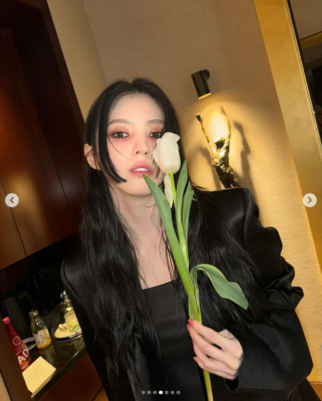 韩韶禧被爆热恋柳俊烈。（图／IG@xeesoxee）