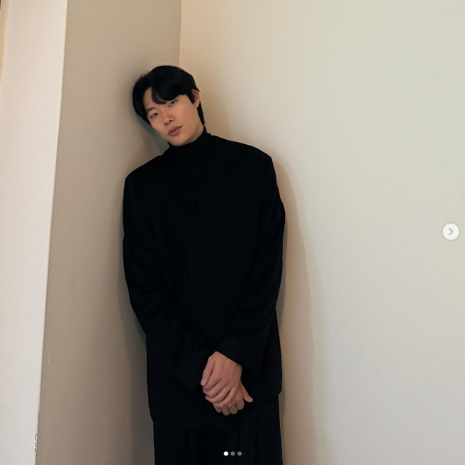 柳俊烈去年与惠利分手。（图／IG@ryusdb）