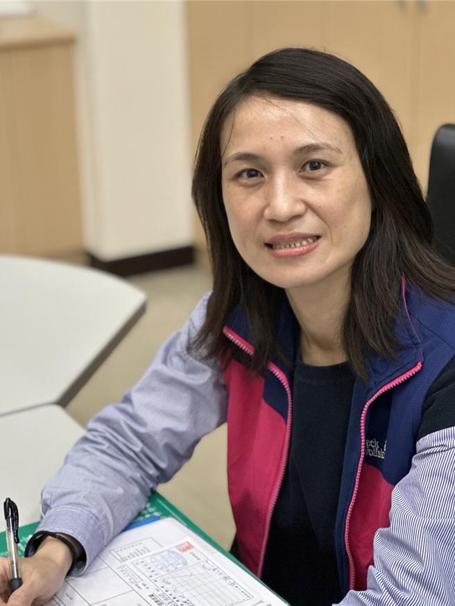 萬里區區長由消防局火災預防科副大隊長黃雱勉接任。（新北市民政局提供）