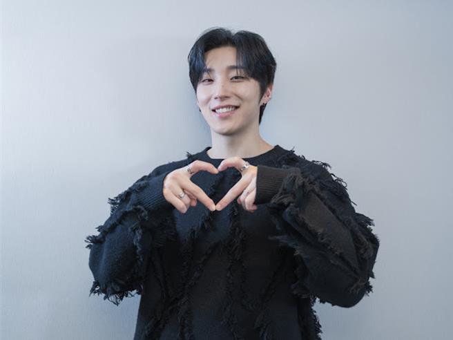 文鐘業透露自己手機不離身。（SHOW Office、 Ticket Plus提供）