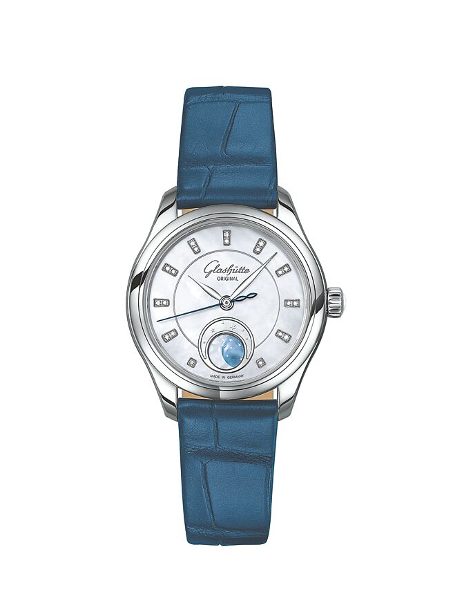 格拉蘇蒂原創推出Serenade Luna小夜曲月相女表，精鋼款皮革表帶35萬元。（Glashuette Original提供）