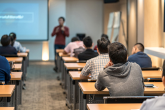 台灣教授稱「挽回男友可請假」 陸網看呆：好想去念書