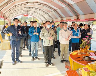 北水南调 竹县台3线埋管车道缩减