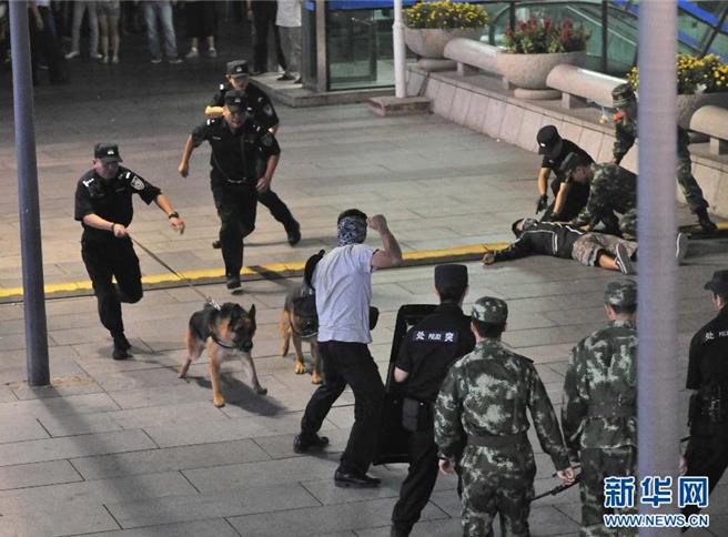 重新回到最初，斐济官员：斐决定恢復与中国警务合作。（新华社）