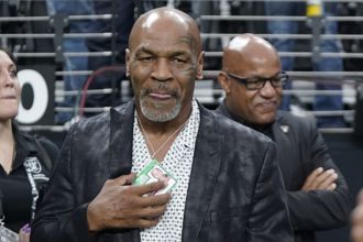 铁拳不老！57岁泰森练拳影片 单日近5000万次观看 