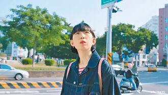 江口德子愛上霧台 隨身帶黃冠智送的手鐲