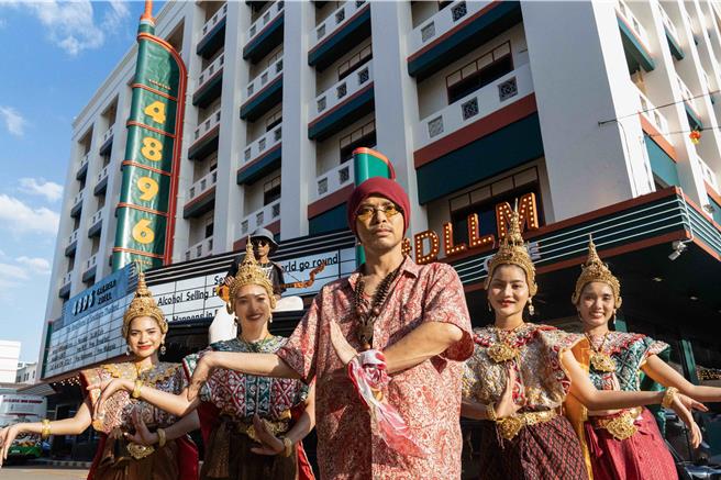 黃明志新歌描繪泰國小鎮丹諾。（亞洲通文創提供）