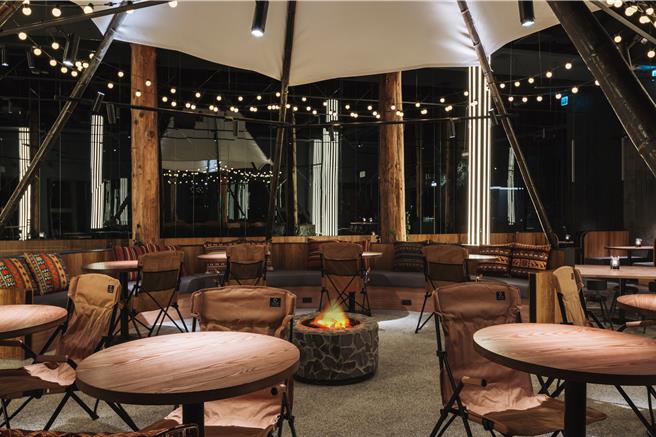 贰楼林口店特色亮点包含「中央营火区」，堪称露营的精神象徵。（贰楼提供／朱世凯台北传真）