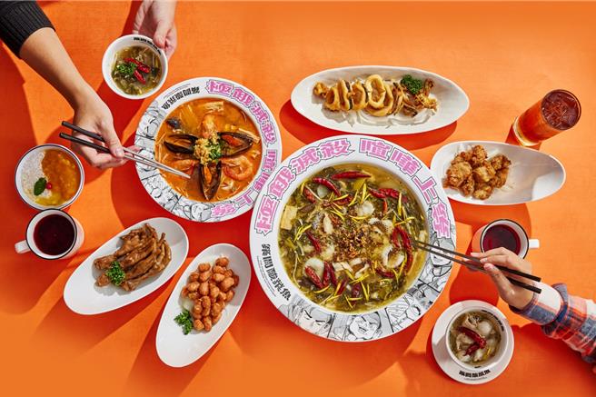 筑间酸菜鱼除了「总长酸菜鱼」外，菜单中也加入主厨私房菜、诱人的炸物及经典不败小菜。（筑间餐饮集团提供／朱世凯台北传真）