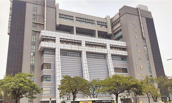 台北市立聯合醫院17日指出，院方1月起便配合衛福部一般急性病房輪值三班護理人員夜班獎勵政策，還增加輪值護理人員白班每班獎勵200元，特殊單位亦可享受同樣獎勵，因此每位護理師每月三班獎勵約可增加4200元至1萬9950元不等。（本報資料照片）