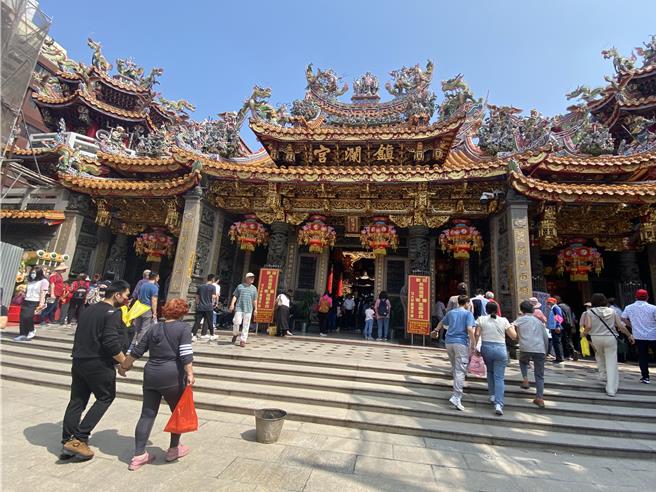 台中市大甲妈祖进香9天8夜遶境活动，是台湾重要宗教活动之一，预计在4月5日起驾。（张妍溱摄）