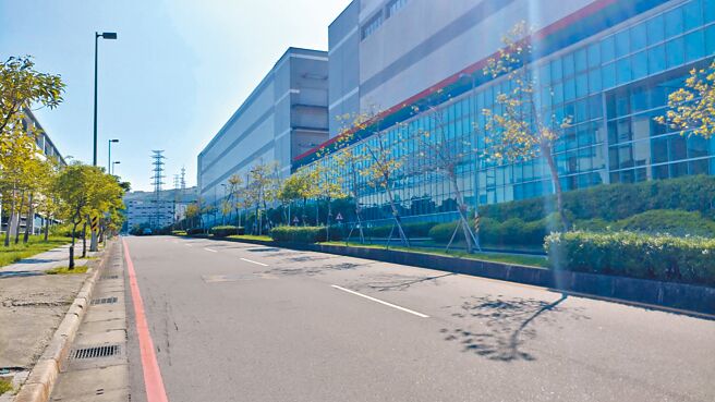 竹科龙潭园区虽也有不小腹地开发第3期工程，不过还有数年时间，而桃园市政府配合桃竹苗大硅谷计画，主要以航空城产专区为主。（本报资料照片）