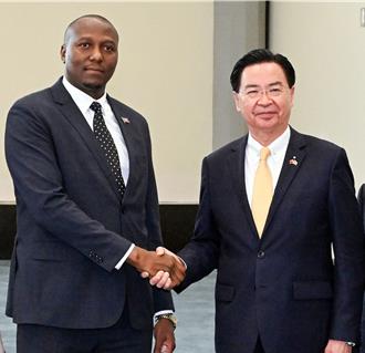 史瓦帝尼王國總理戴羅素應邀訪台 盼兩國長存邦誼