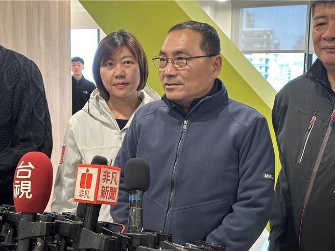 针对虐童事件，侯友宜受访表示，剀剀事件是每一个人最心痛的，新北市会不断的反思与检讨。（高钧麟摄）