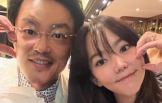 54歲男星斷14年婚早有端倪 正妹嫩妻曝心境：結束了