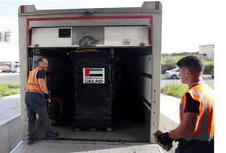 慈善組織首批海運援助食物 抵達加薩飢民之手