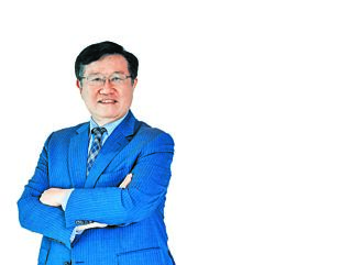 車王電子暨華德動能董事長蔡裕慶 四路進擊 催動台灣電巴