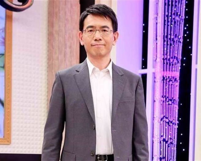 《关键时刻》主持人刘宝杰。（资料照片）