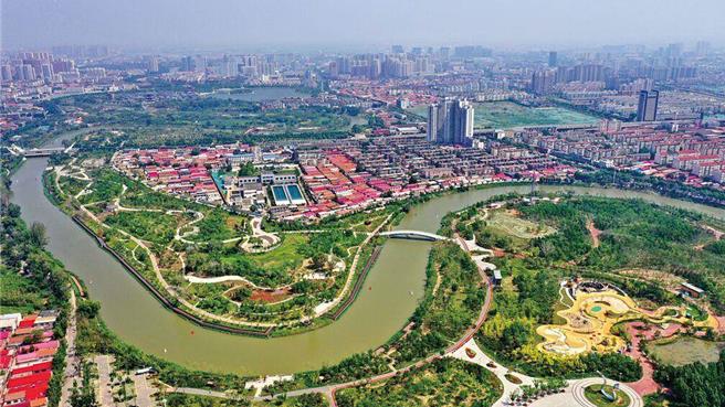 大陸最新統計「南水北調」累計已調水突破7百億立方公尺，受益人口超過1.76億人。（新華社）