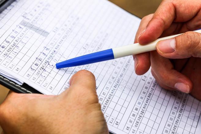 役男们弹无虚发。（军闻社提供）