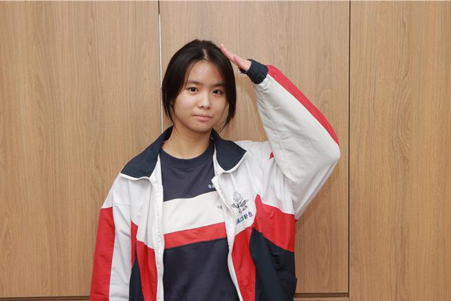大學繁星推薦放榜，治平高中鄭蕎萱同學通過高雄醫學大學醫學系。（治平高中提供／蔡明亘桃園傳真）