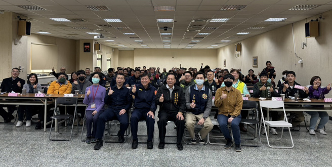 全體合照。（圖 / 劉詠韻翻攝）