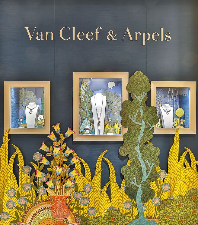 梵克雅寶連續11年參加歐洲藝術博覽會，展出7件精選珠寶作品。（Van Cleef & Arpels提供）