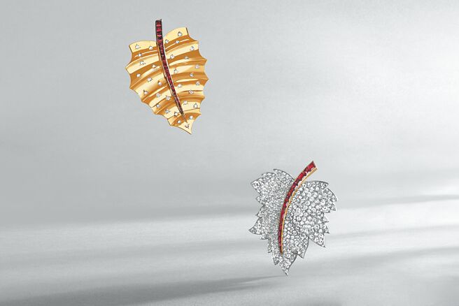 梵克雅寶2件源自1940年代的Leaf骨董珠寶胸針，展現精湛工藝之美。（Van Cleef & Arpels提供）