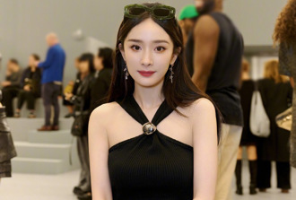 楊冪認了有生理缺陷 「極短小拇指」登熱搜