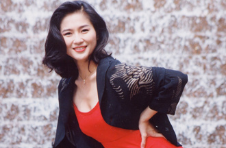 玉女歌手淡出歌壇30年 健康亮紅燈「聲音發不出來」