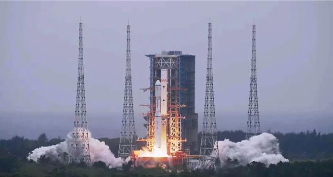 鹊桥二号中继星成功发射，将建地月新「鹊桥」。（中国的航天微信公眾号）