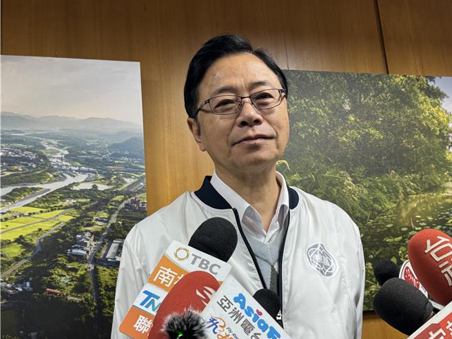 网传社工访视「郑文灿严、张善政松」，张善政严正驳斥称是刻意引导蓝绿对立。(蔡依珍摄)