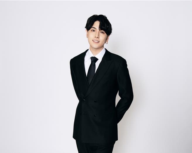 百萬人氣YouTuber志祺七七擔任「LEXUS MY FILM短影音生活影展」評審。（LEXUS提供）