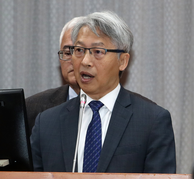 立法院教育及文化委員會20日邀請中央研究院長廖俊智（圖）列席報告業務概況並備質詢。（劉宗龍攝）