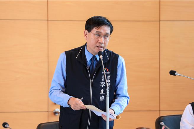 台中市都发局长李正伟表示，中央划分13种身分别提供租金折扣，中市府仅支持低收、中低收，其他12种则应有更完善的评估机制，不能仅依身分别就提供折扣。（台中市政府提供／张亦惠台中传真）