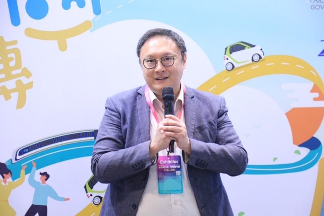 中市府副市長鄭照新今(20)日親臨台中市智慧城市推動成果發表會致詞(圖/台中市政府提供)