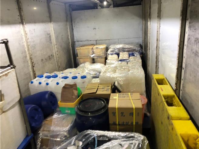 警方指出，這次扣獲第四級毒品共602公斤，估算所製成喵喵毒品咖啡包足供近45萬人次施用，市值超過2億元。（保安警察第三總隊第一大隊提供／張妍溱台中傳真）